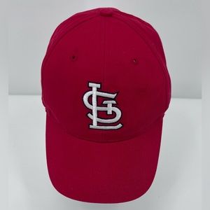 EUC St Louis Cardinals Adjustable Hat Cap MLB Genuine Merchandise Red Small Spot